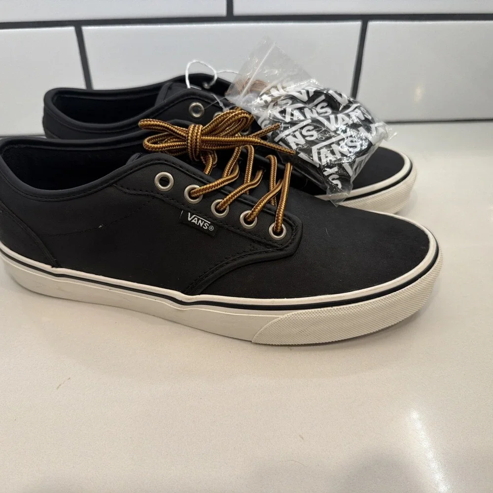 Vans Men's Atwood Black/Marshmallow Skate‎ MEN Shoes VN0A327L68X Sz 8.5